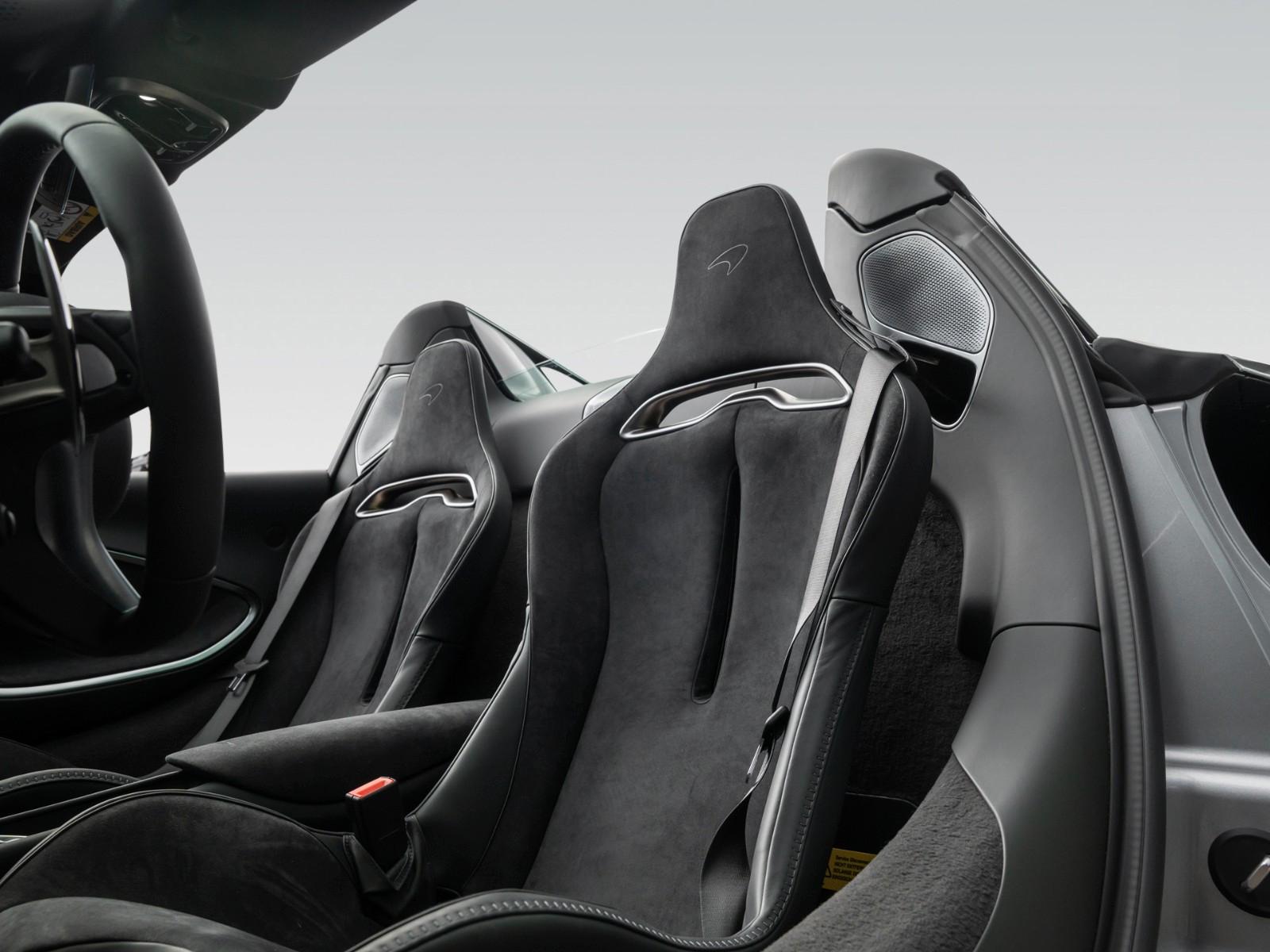 McLaren Artura Spider | MSO Paint | ClubSport Seats