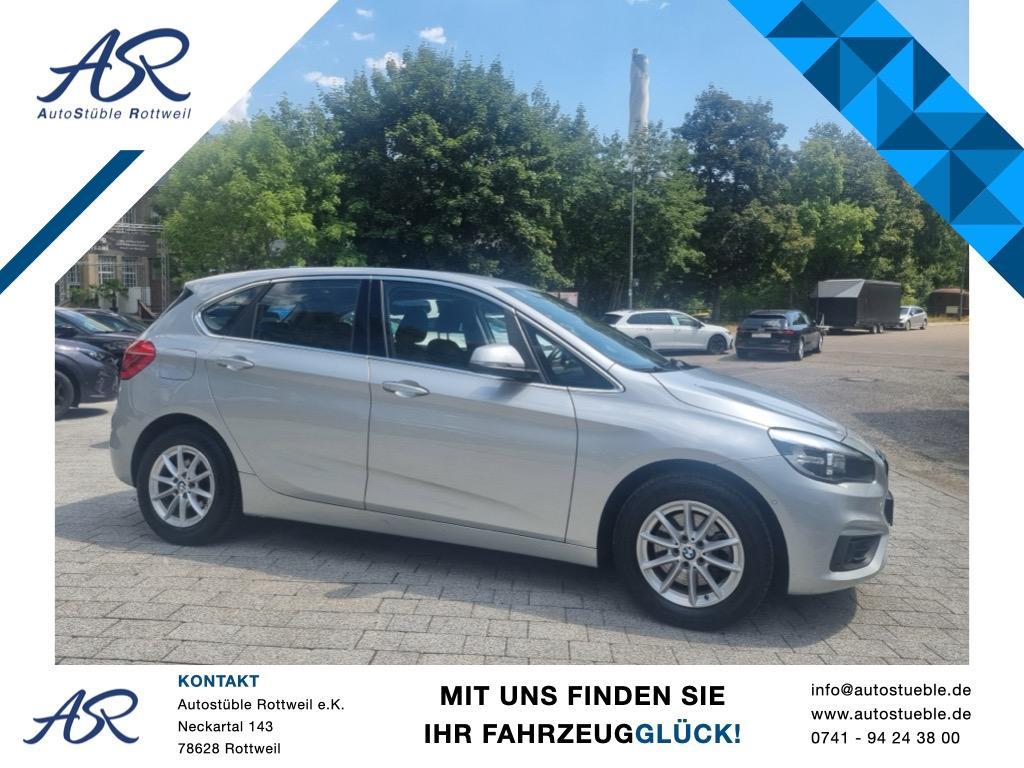 BMW 218 i Advantage PDC NAVI SITZHEIZUNG KLIMA