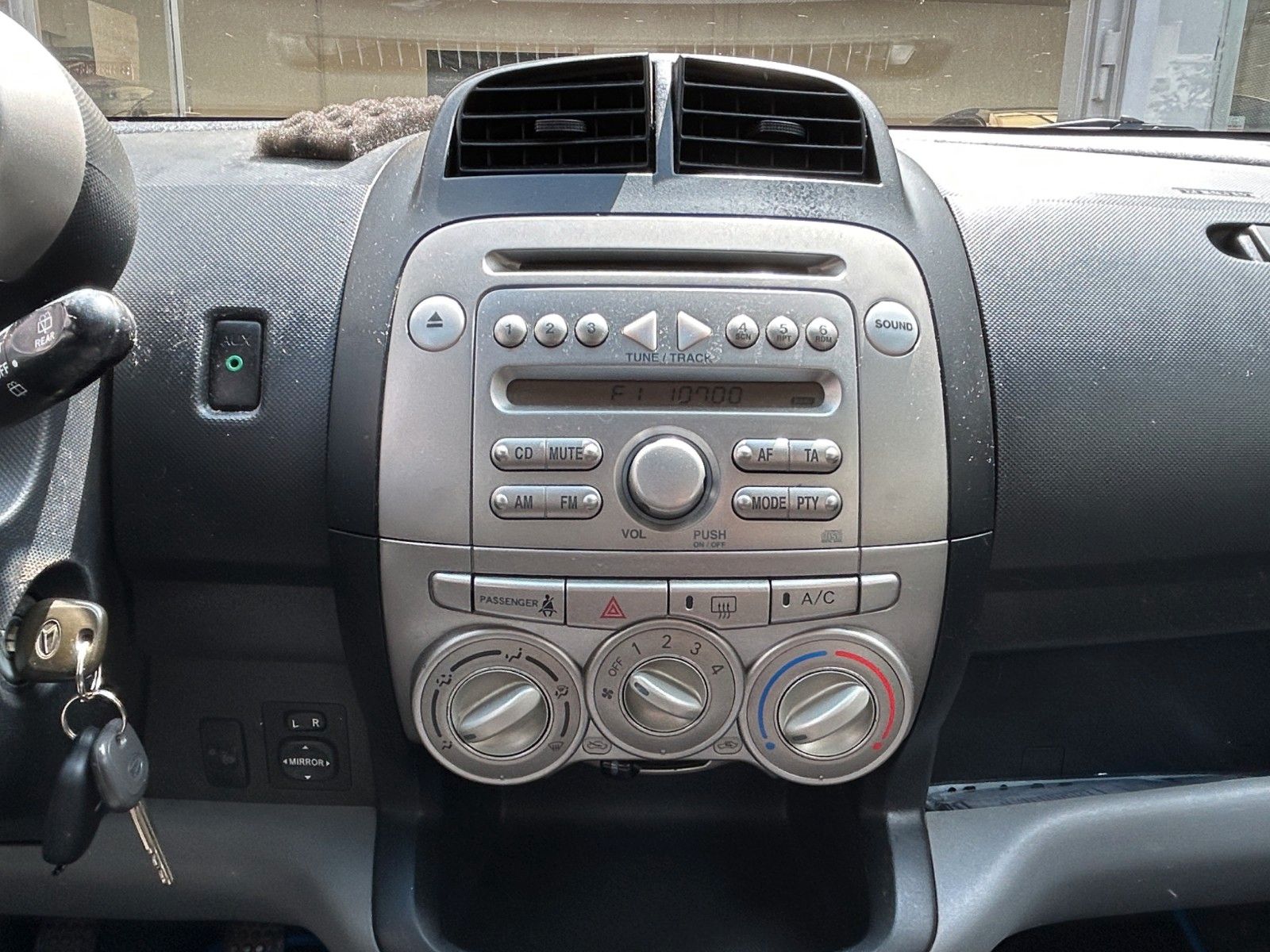 Fahrzeugabbildung Daihatsu Sirion 1.0 Klima/GSSD/Parktronik/TÜV NEU/2Hand