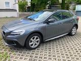 Volvo V40 Cross Country D3 Geartronic Plus Plus - Volvo V40 Cross Country: Plus