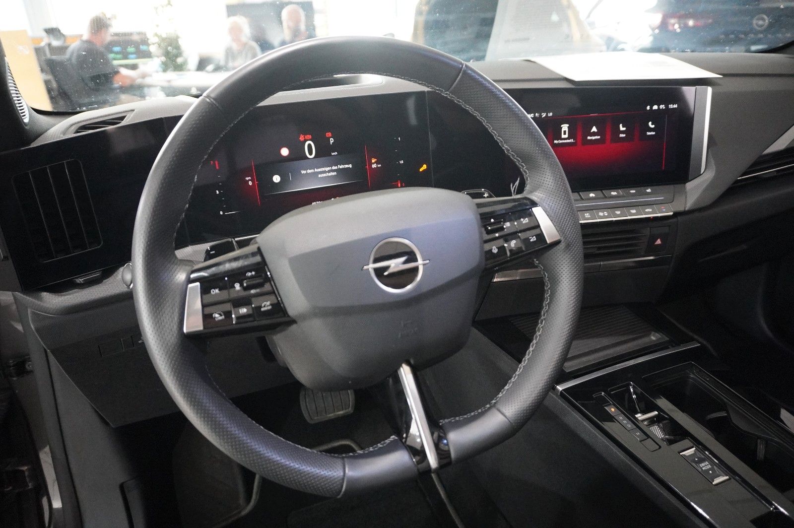 Fahrzeugabbildung Opel Astra L ST 1.2T GS SPORT NAVI/LED/360°/PANO./HUD