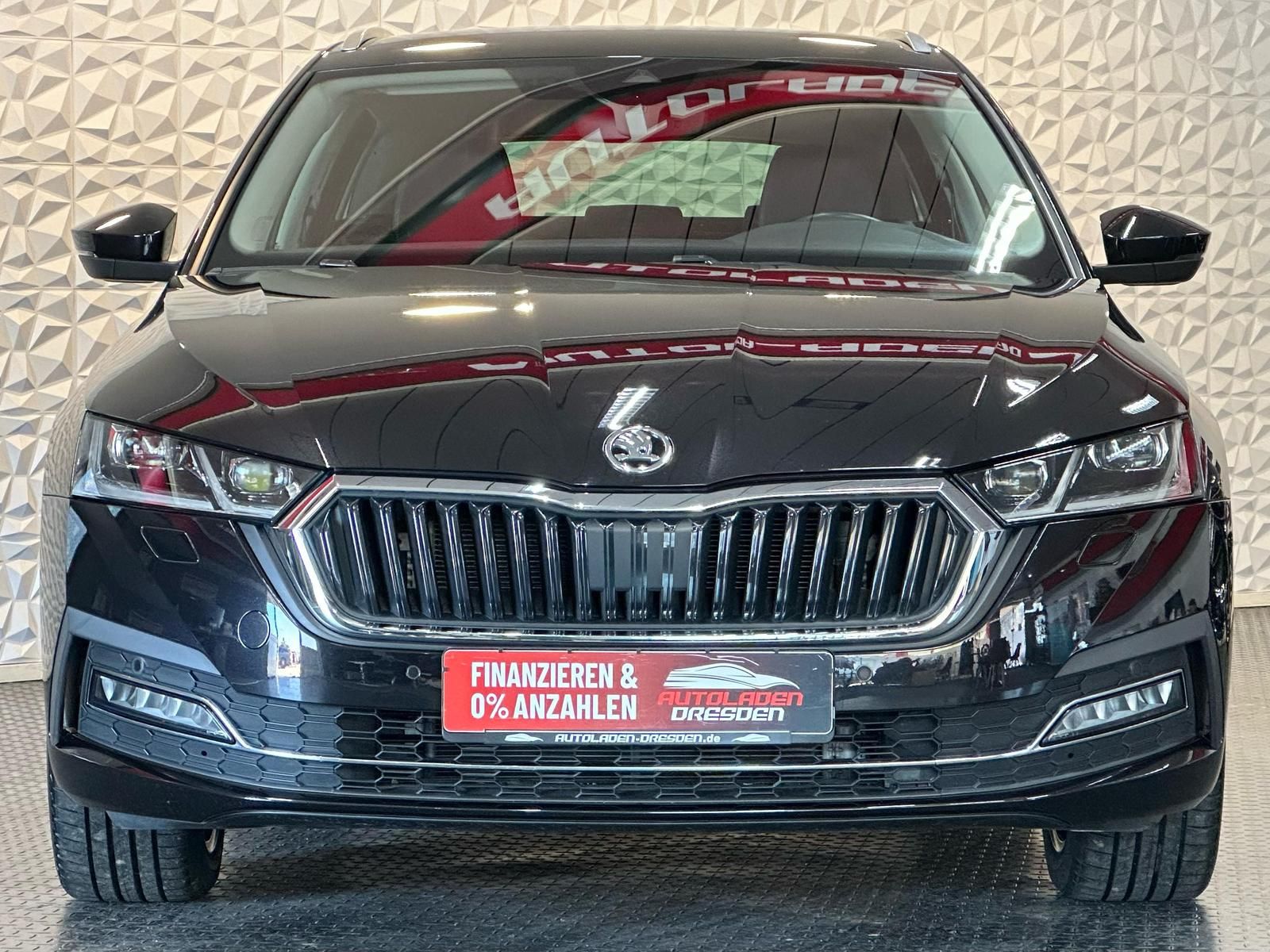 SKODA Octavia 1.5TSI FIRST EDITION MATRIX#ACC#SPUR#SHZ - Image 3