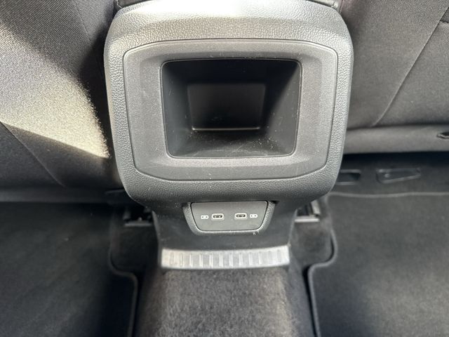 T-Cross 1.0 TSI Life, App Connect, DAB+, Digital