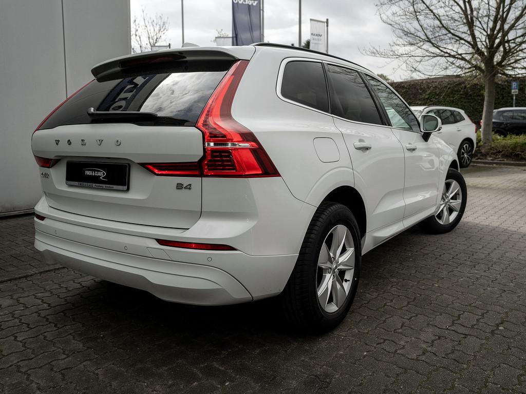 Volvo XC60 B4 Momentum Pro
