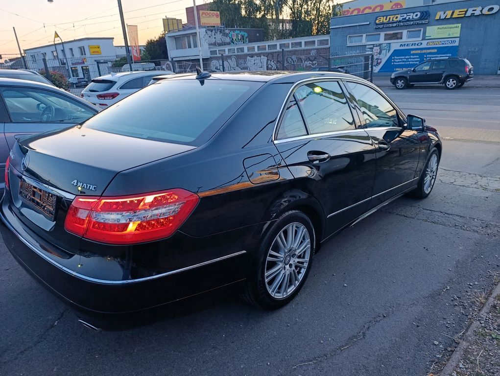 Mercedes-Benz E 350 E -Klasse Lim. CDI BlueEfficiency 4Matic