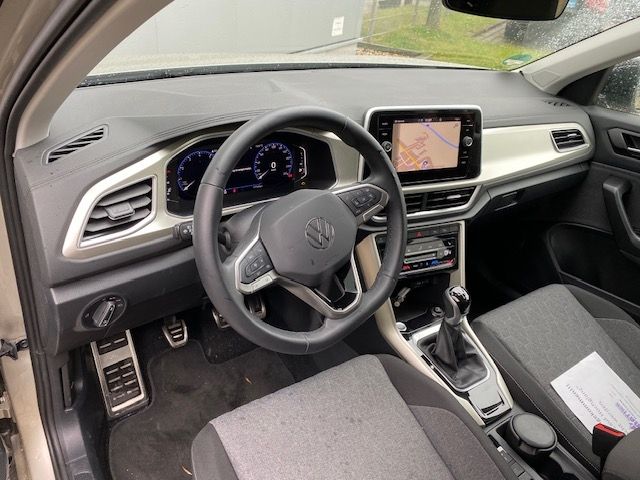 T-Roc 1.5 TSI Move AHK/STAND-HZ/IQ.DRIVE-PAKET/L