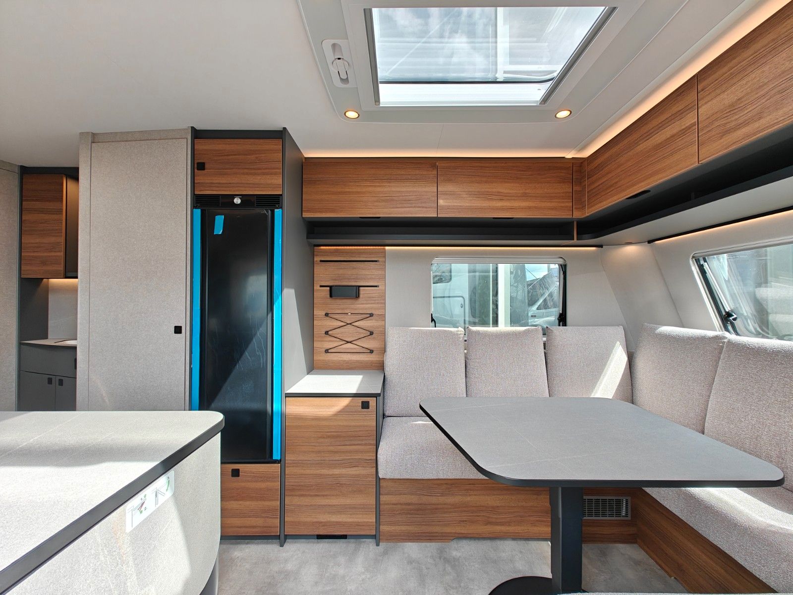 Fahrzeugabbildung HYMER / ERIBA / HYMERCAR Novaline 485 - MESSE-NEUHEIT 2026! -