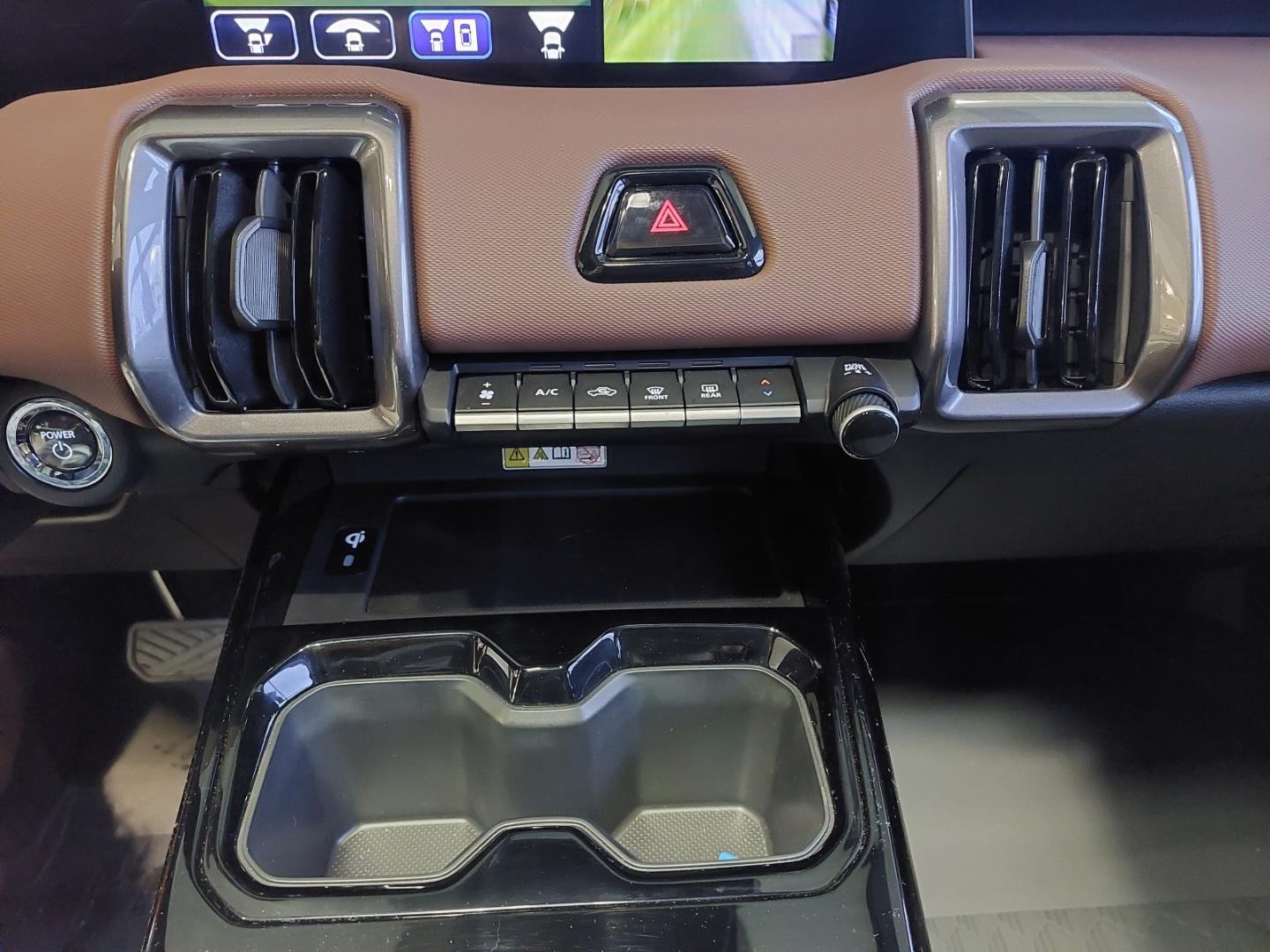 Suzuki e Vitara Comfort + Allgrip  Panorama LED 4 WD