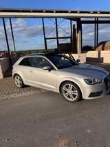 Audi A3 1.8 TFSI S tronic S line 18Zoll XenonPano B&O