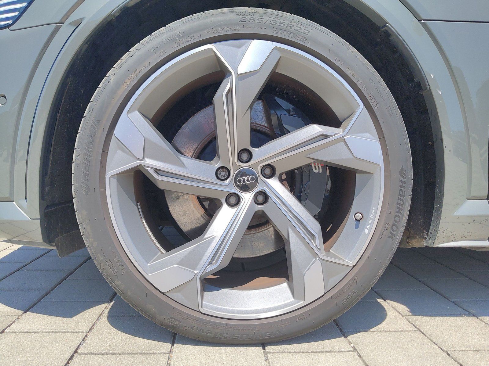 Audi SQ8 e-tron - Bild 9