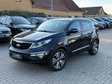 Kia Sportage 2.0 CRDi, Aut., 4WD, AHK, TÜV 04/28