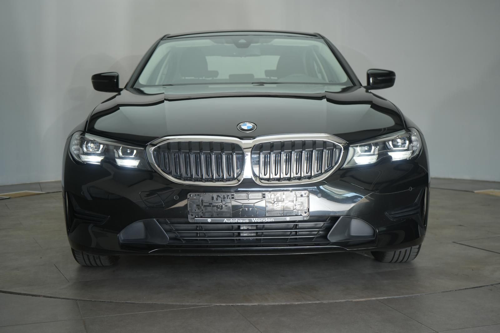 BMW 320 d Advantage Navi/LED/Kamera foto 2