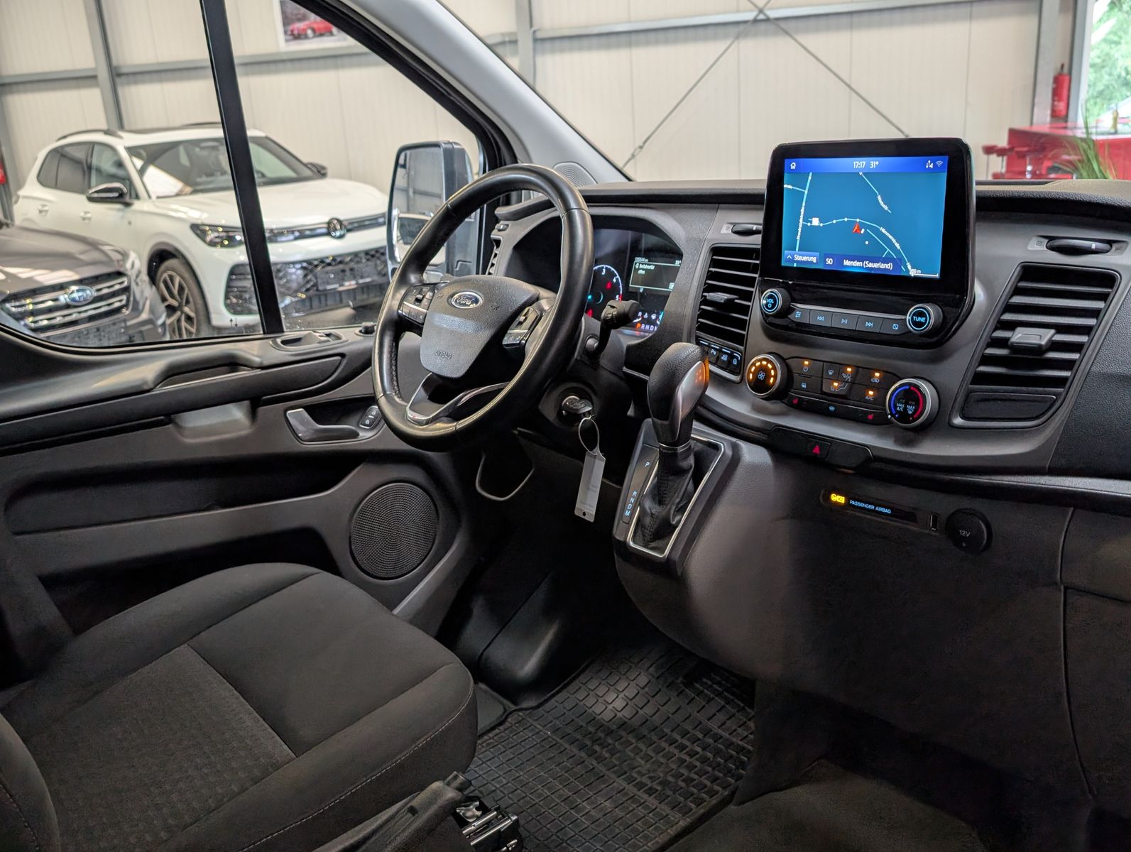 Fahrzeugabbildung Ford Transit Custom 280 L1 Trend Regal LED KAMERA ACC