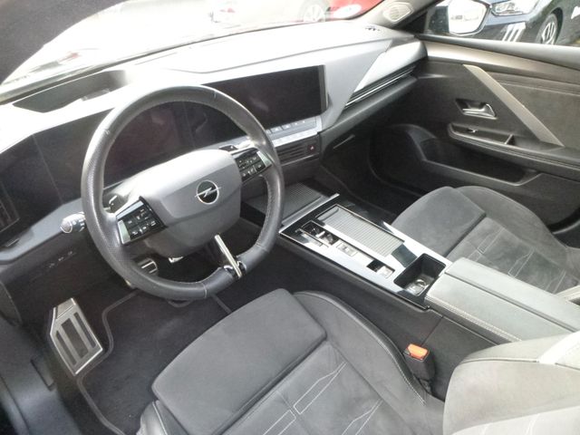 Astra L ST Ultimate Plug-In-Hybrid Automatik AHK