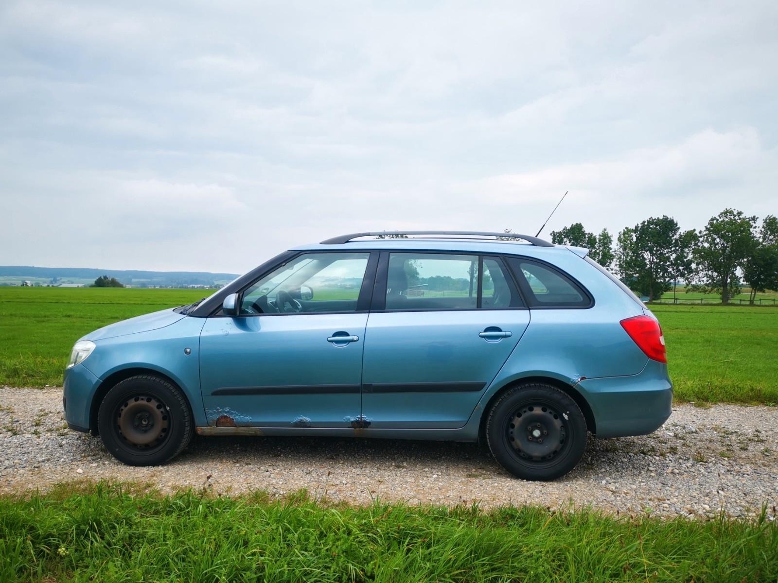 Skoda Fabia 2009 — photo 8