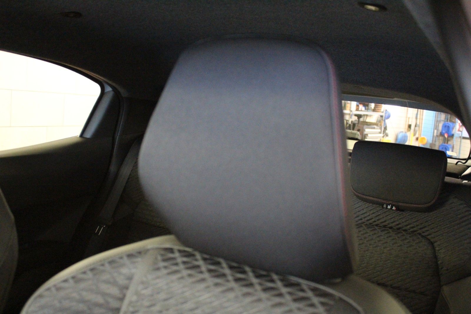 Fahrzeugabbildung Renault Clio TCe 115 Techno *Winter*Safety-Paket*