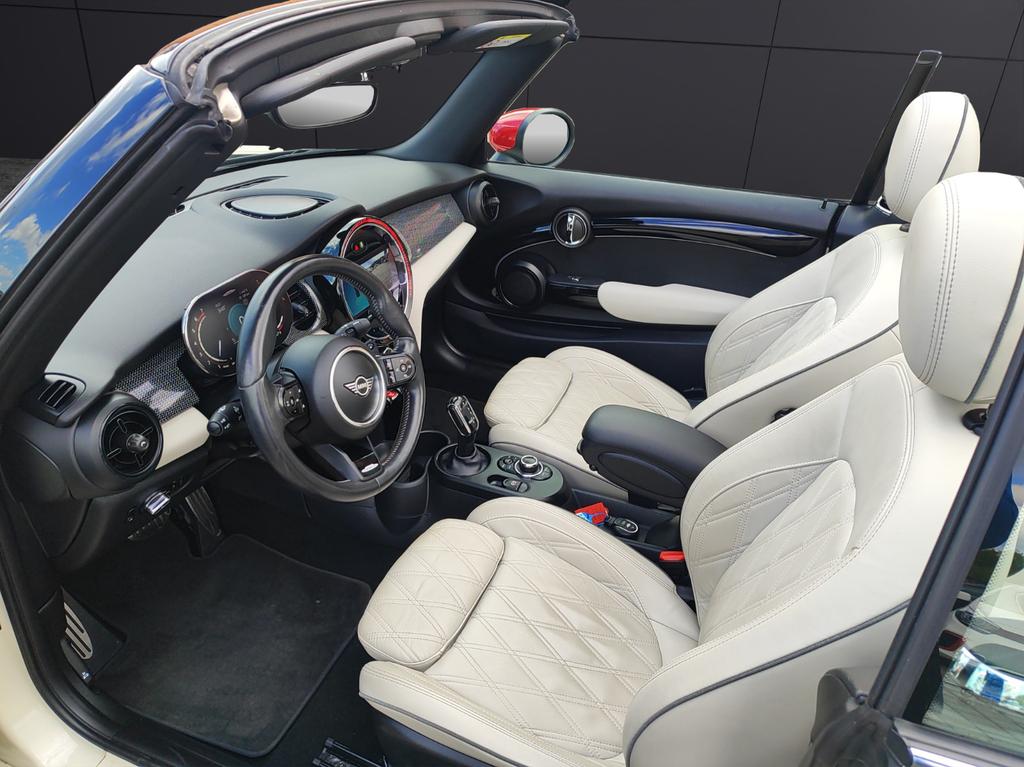 MINI John Cooper Works Cabrio