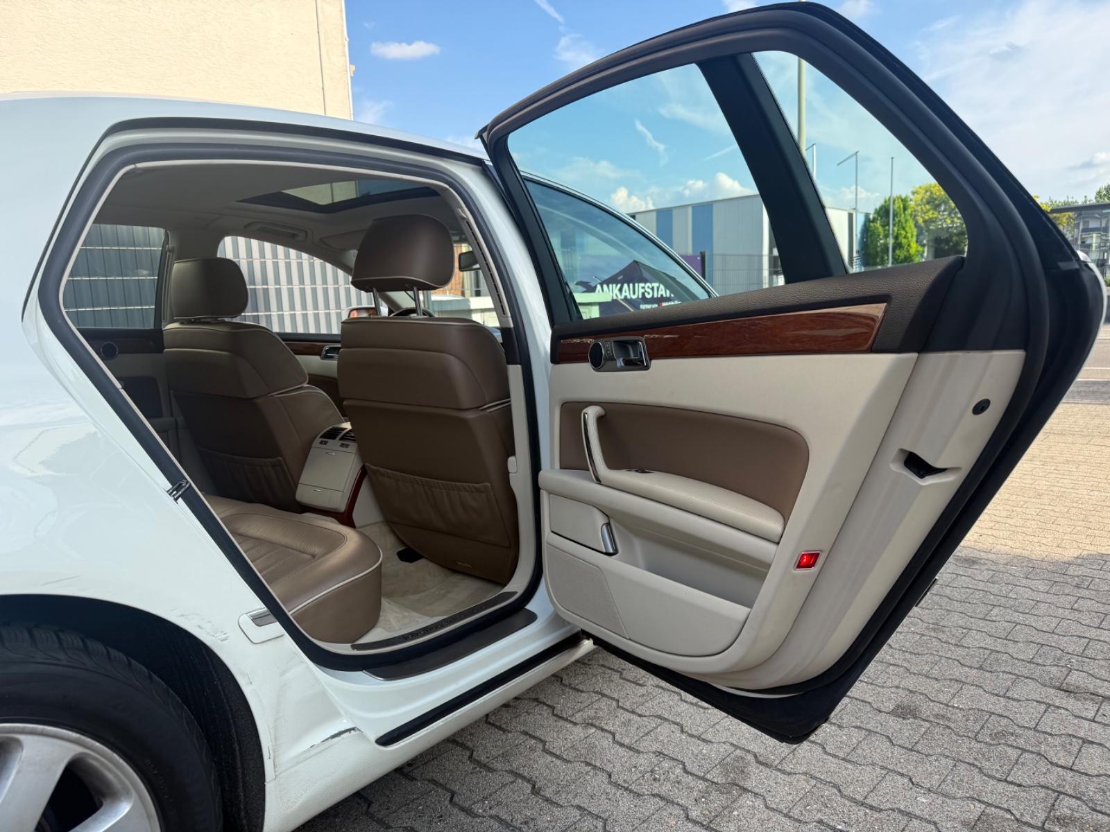 Volkswagen Phaeton V6TDI 4M*2HD*KAM*AUTO*SCHIEB*MASSA+5SITZ