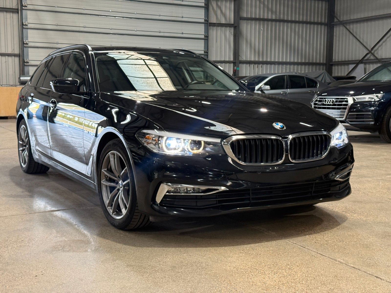 BMW 520 5 Touring 520 d Sport Line imagem 2