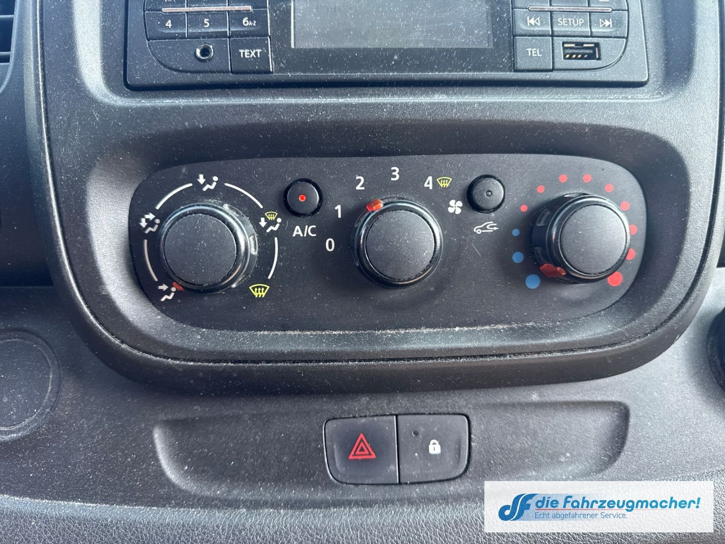Fahrzeugabbildung Opel Vivaro B Kombi Combi 9Si. L1H1 2,7t *2673 *EXPOR
