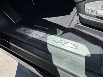 Porsche Panamera - 10