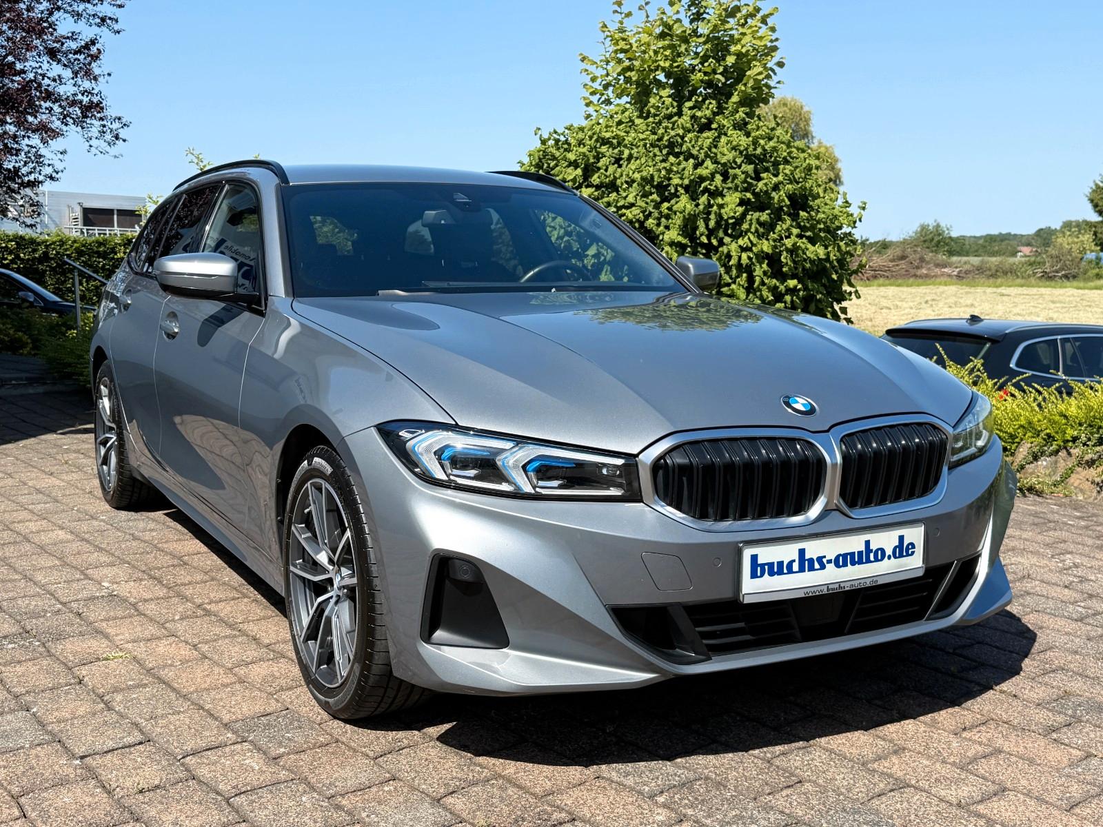 BMW 320d xDrive Touring LCI Widescreen ACC Harman Ka