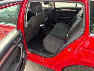 Volkswagen Passat Variant - 10