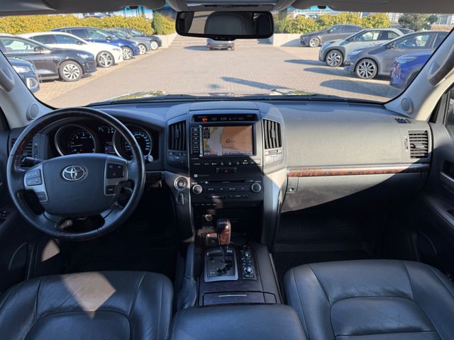 Toyota Land Cruiser 200 Executive V8 DIESEL