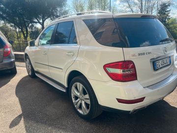 Mercedes ML 350 - 5