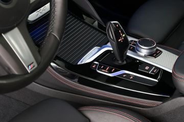 BMW X4 xDrive30i M Sport PANO HUD ACC RFK AHK 1.Hand