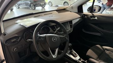 Fotografie 5 des Opel Crossland (X) Crossland 1.2 Automatik Ultimate Panoramadach