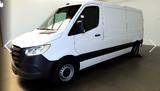 Mercedes-Benz Sprinter 215 CDI Kasten REGALEINBAU MBUX+KAMERA