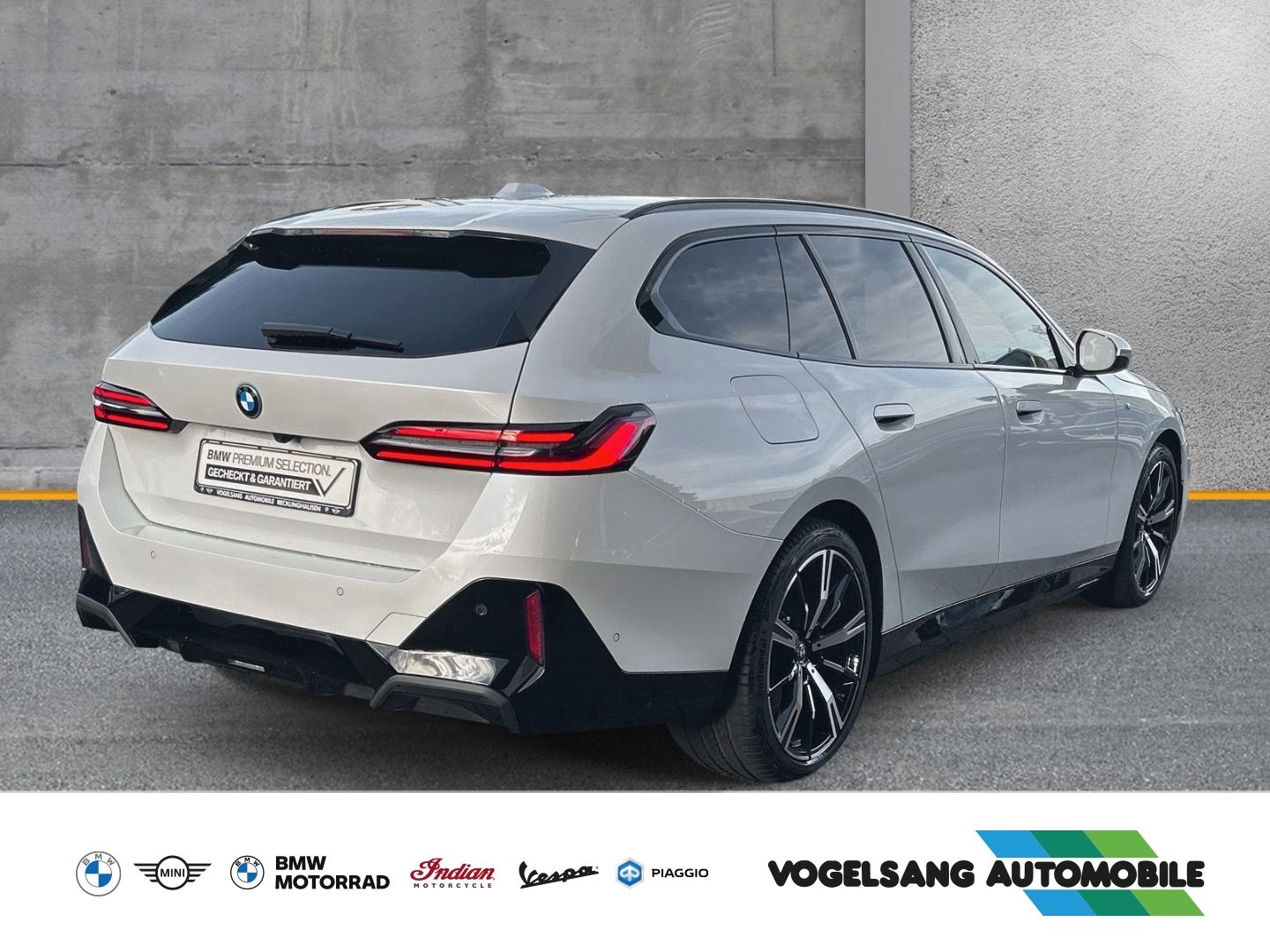 Fahrzeugabbildung BMW 550 e xDrive Touring,M Sport,AHK,Panodach,HeadUp