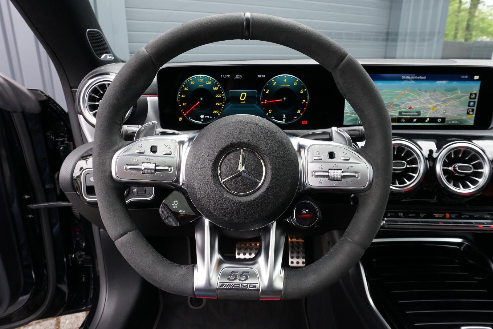 Mercedes-Benz CLA 35 AMG 4M Editio55 AERO PANO RFK Performance