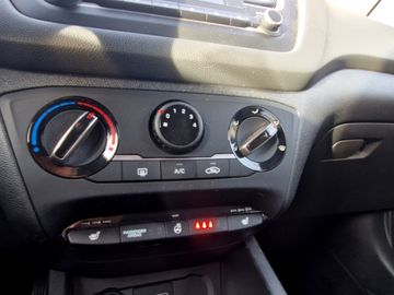 Hyundai i20 1.2 Trend (84PS)