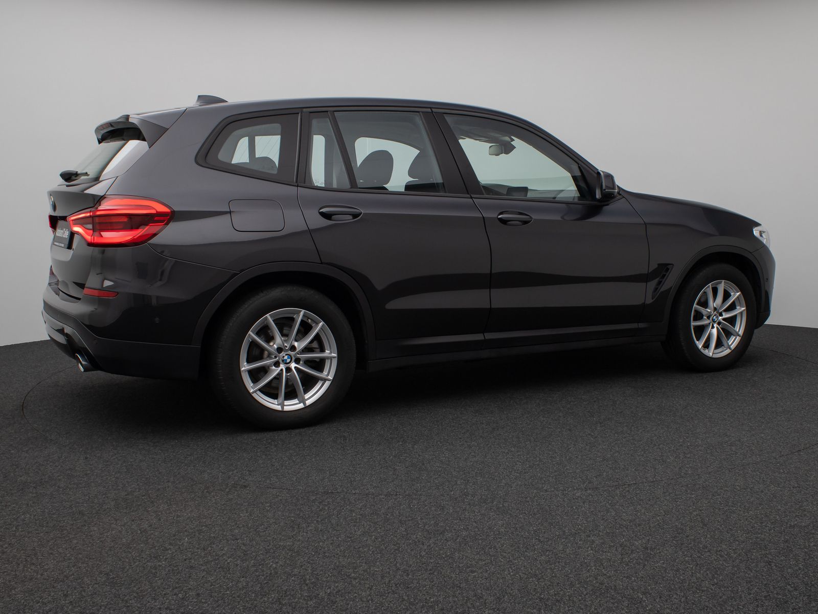 Fahrzeugabbildung BMW X3 xD20d 360°HUD DAB HiFi AHK Komfort Alarm LED