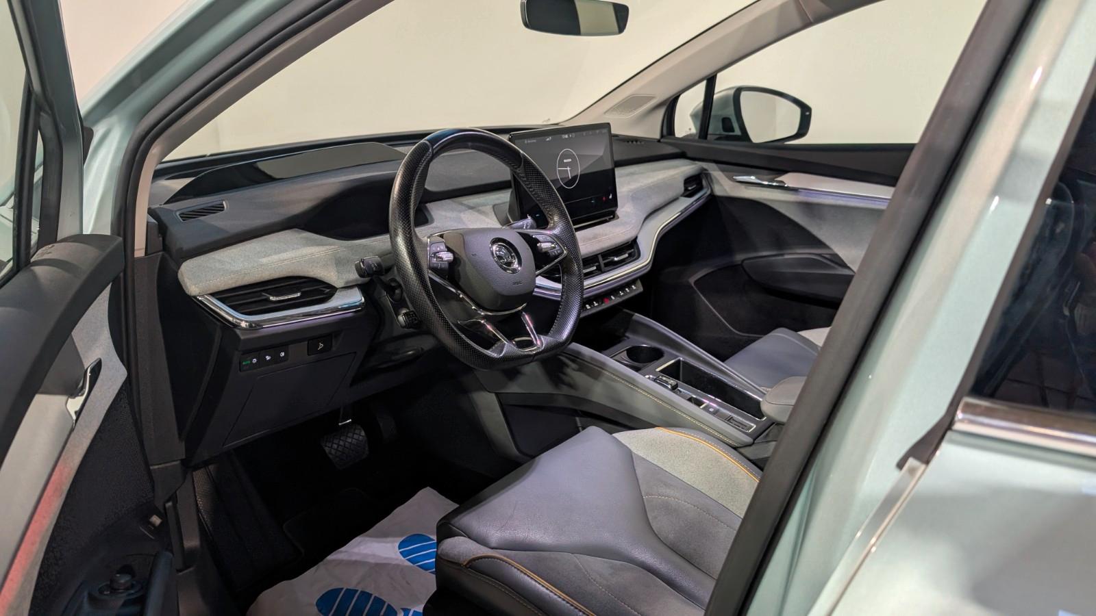 Skoda Enyaq 80 Lounge ACC*HUD*KAM*PANO*MEMO*W-PUMPE