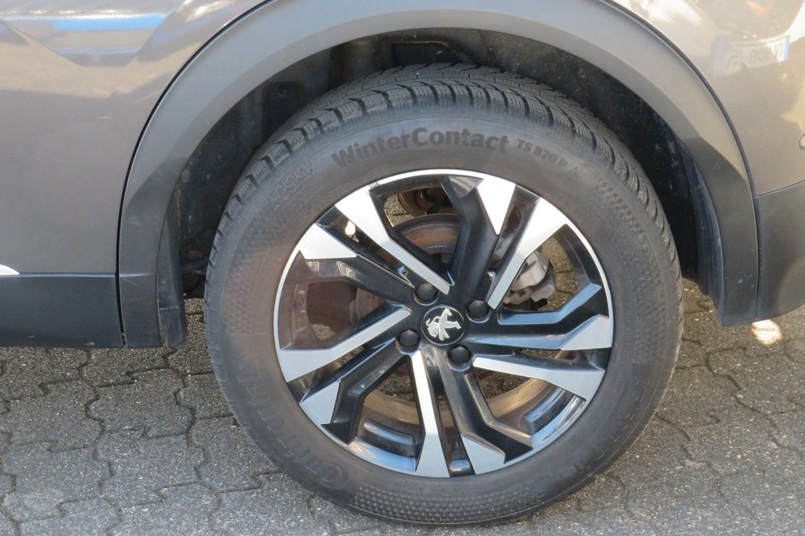 Fahrzeugabbildung Peugeot 2008 GT 8-AUTOMATIK GRA NAVI PDC 1.HAND