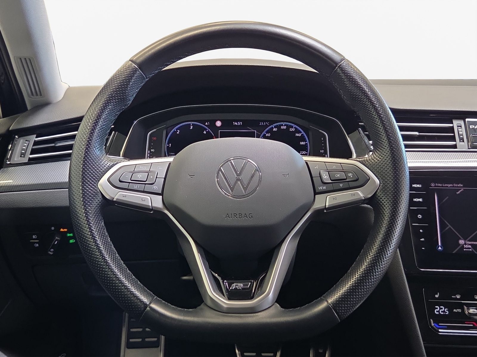 Volkswagen Passat Variant - Bild 10