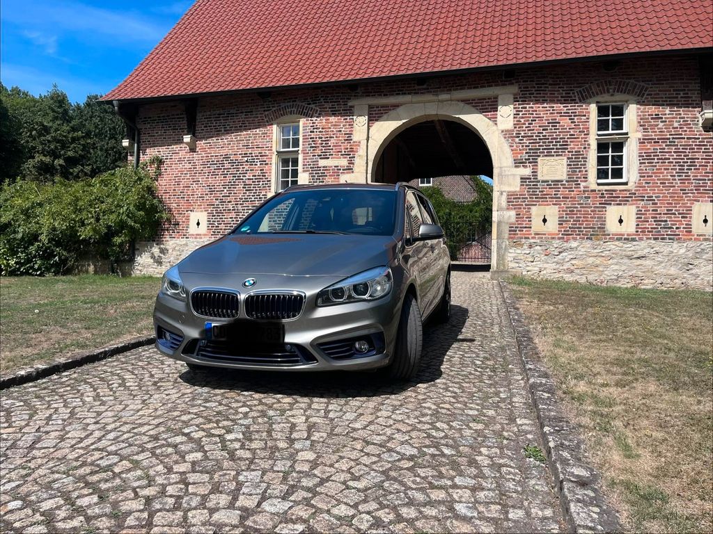 Image of BMW 220