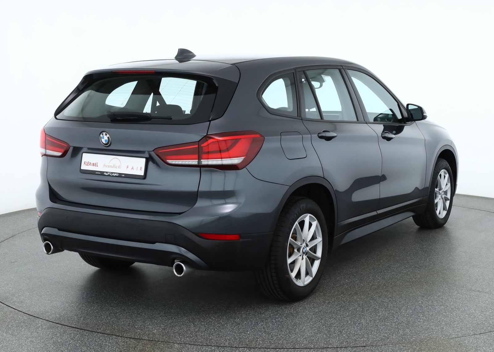 BMW X1 18d sDrive LED Navi Sitzheizung Tempomat PDC foto 5