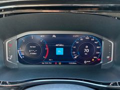 Fahrzeugabbildung Volkswagen T6.1 Multivan Comfortline Navi ACC Virtual 7.Sit