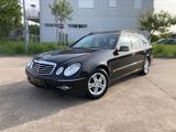 Mercedes-Benz E 320cdi E -Klasse Avantgarde Xenon Navi Leder - Mercedes-Benz E 320 aus 2008: Cdi