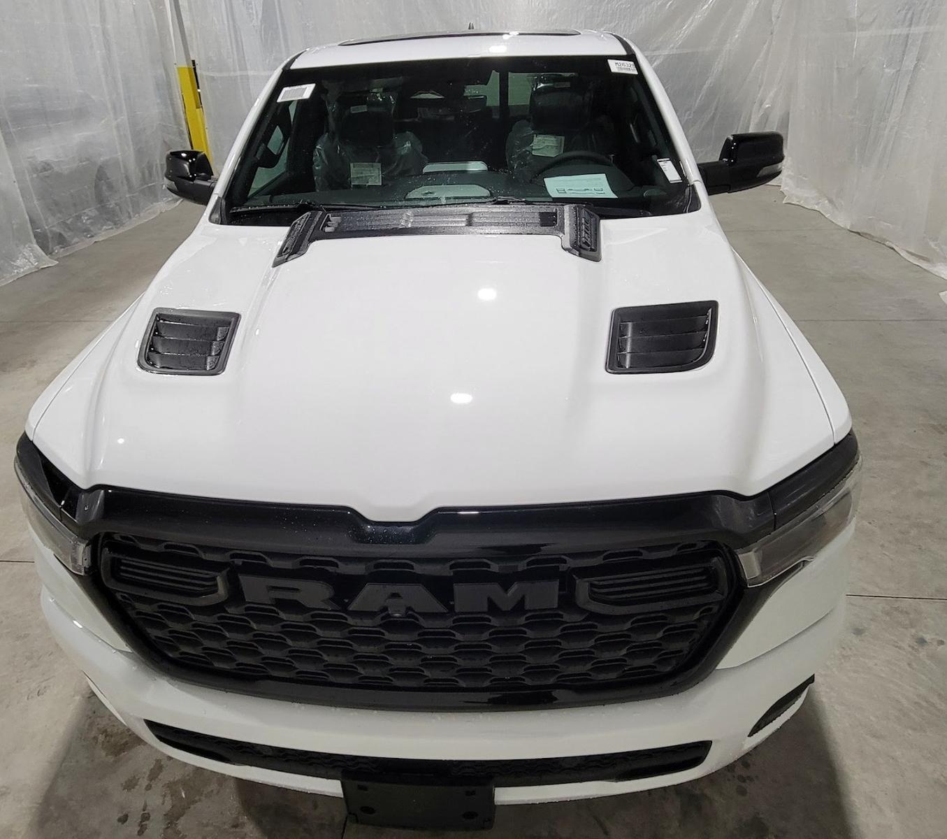Dodge RAM Sport 5,7L HEMI T1: 68.000 EURO