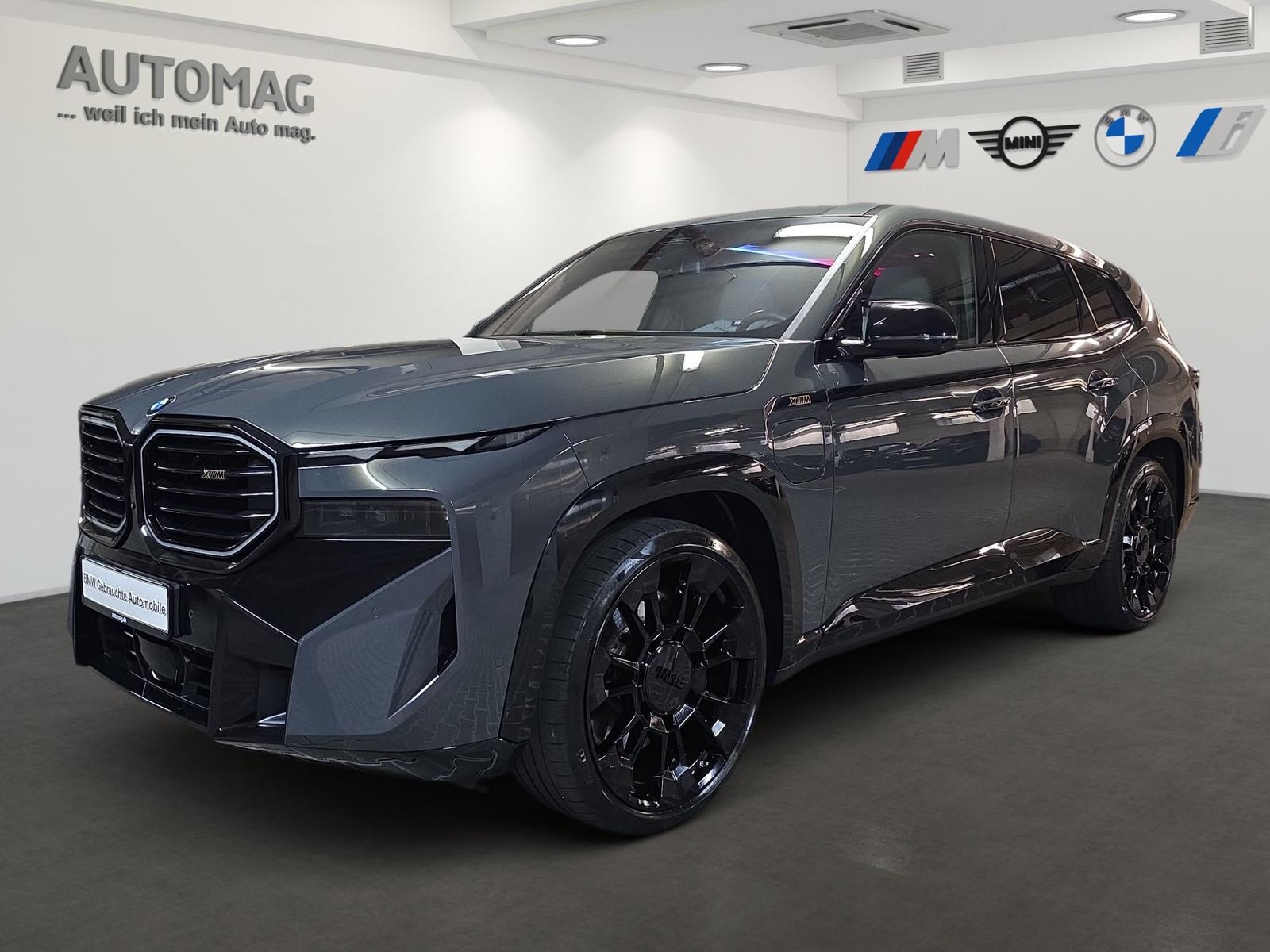 BMW XM