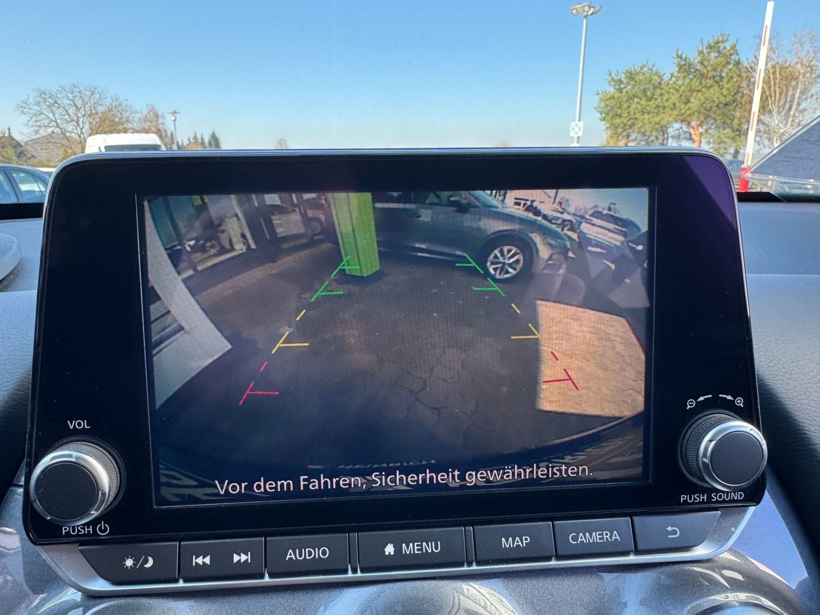 Fahrzeugabbildung Nissan Juke 114PS Automatik*RFK*NAVI*LED*19Zoll