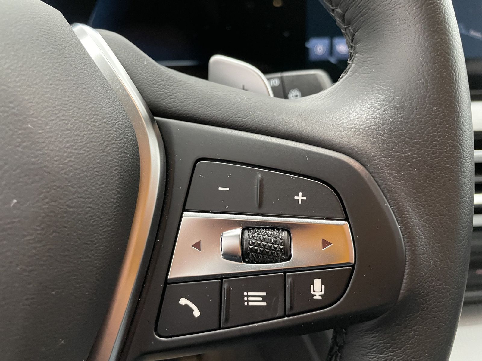 BMW 318i SHZ/M PAKET/DAB/PDC Tempomat Klimaaut. foto 20