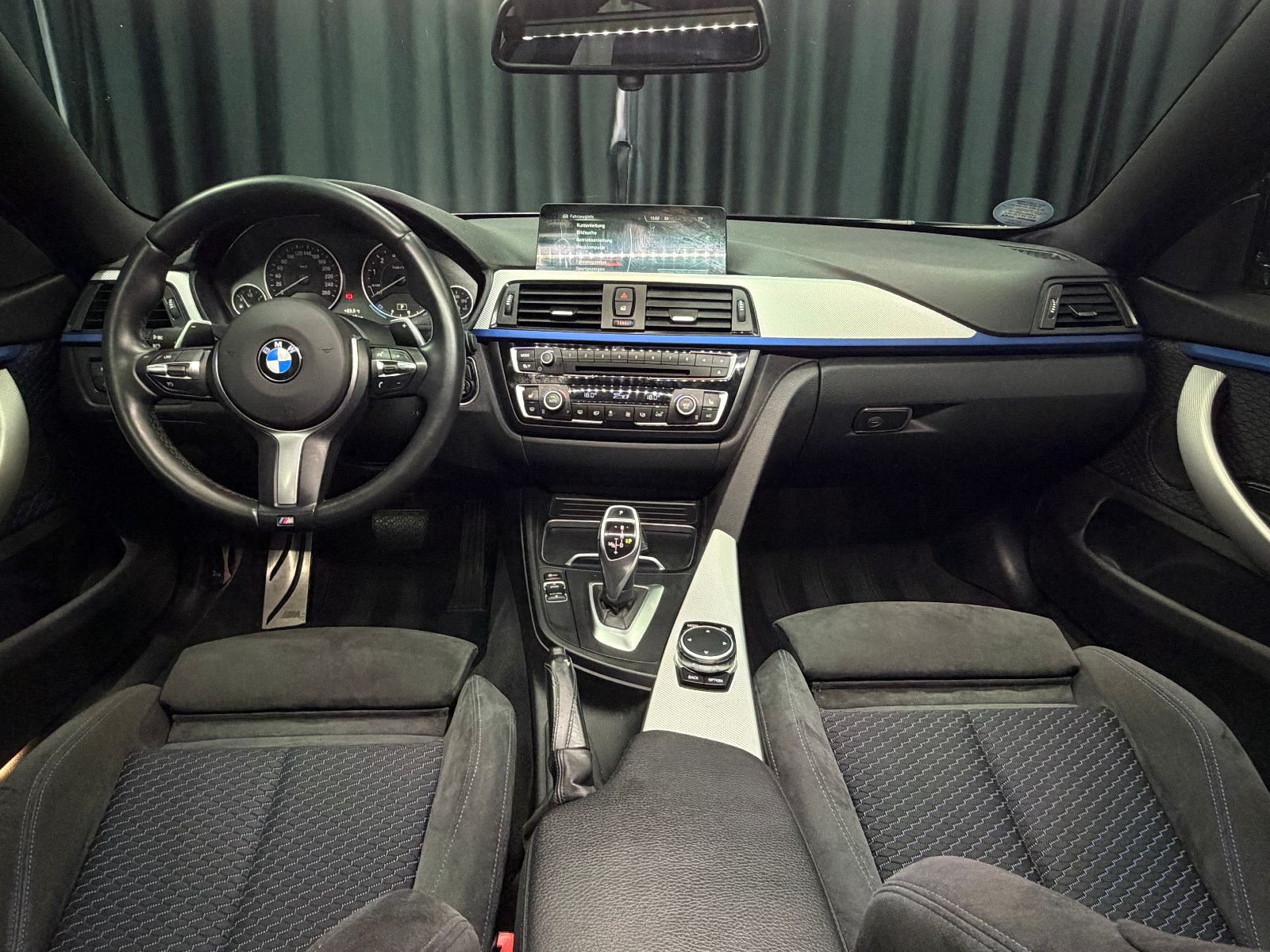 Fahrzeugabbildung BMW 440i Gran Coupe xDrive M Sport |HuD|NAVI|DE-FZG