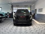 GMC Yukon Denali 2026 Facelift 24"Monitore BLACK LIN - GMC Gebrauchtwagen mit Automatikschaltung