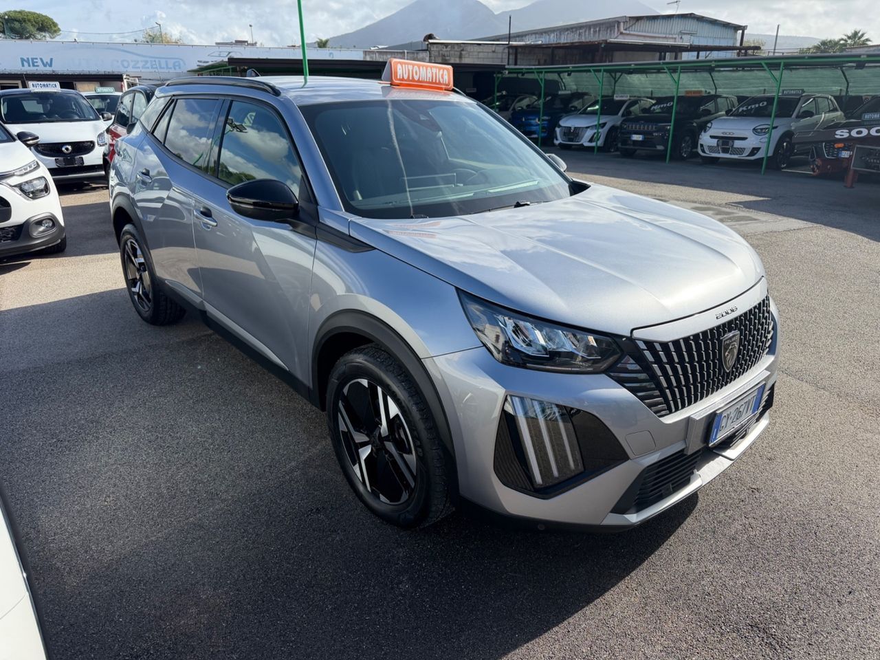 Peugeot 2008 PureTech 130 S&S EAT8 Allure imagem 2